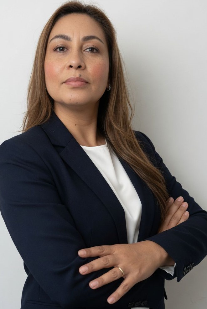 Claudia García – Corredora de Propiedades